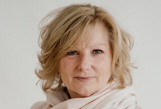Helga Hirsch