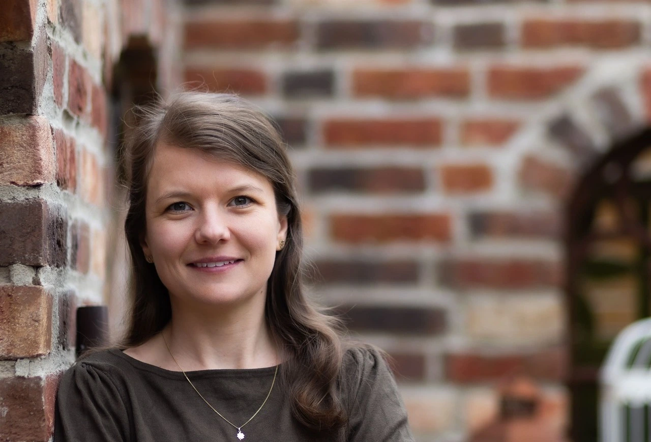 Foto der Kinderbuchautorin Nina Kwee